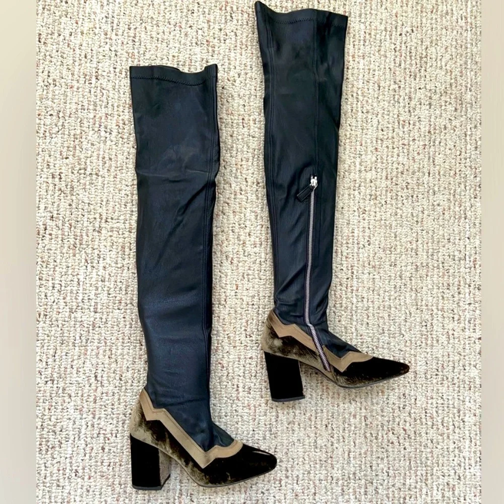 $795 “I’m really here to party” boots by MR in collab with Net a Porter size 6